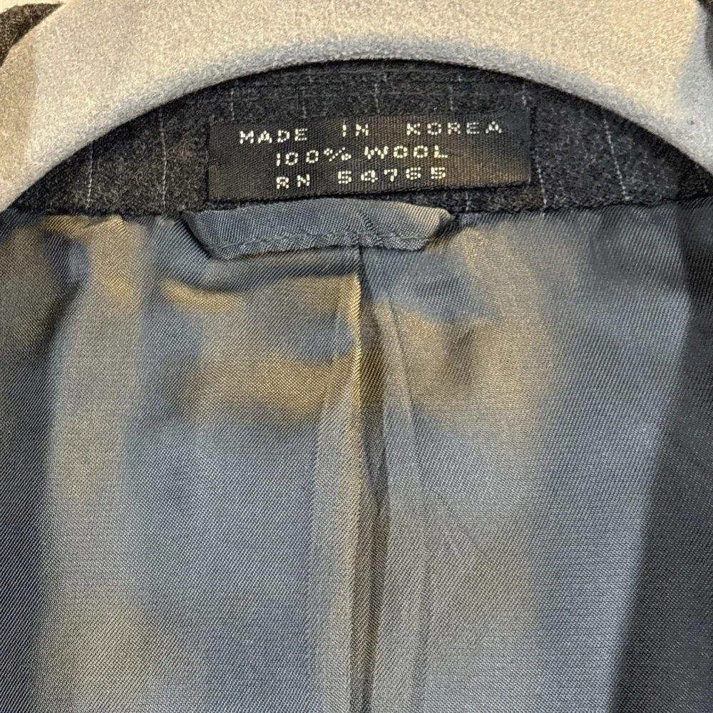 Pinstripe 100% Wool Sport Coat Jacket Charcoal Gray Francesco Maiolo‎ NY Rome